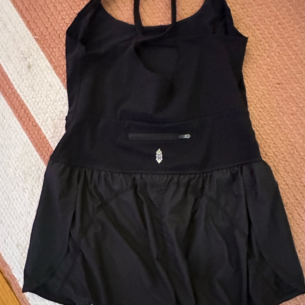 FREE PEOPLE RIGHTEOUS RUNSIE BLACK